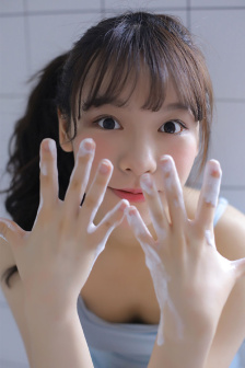 给大家介绍!美女把腿扒开让男人桶爽